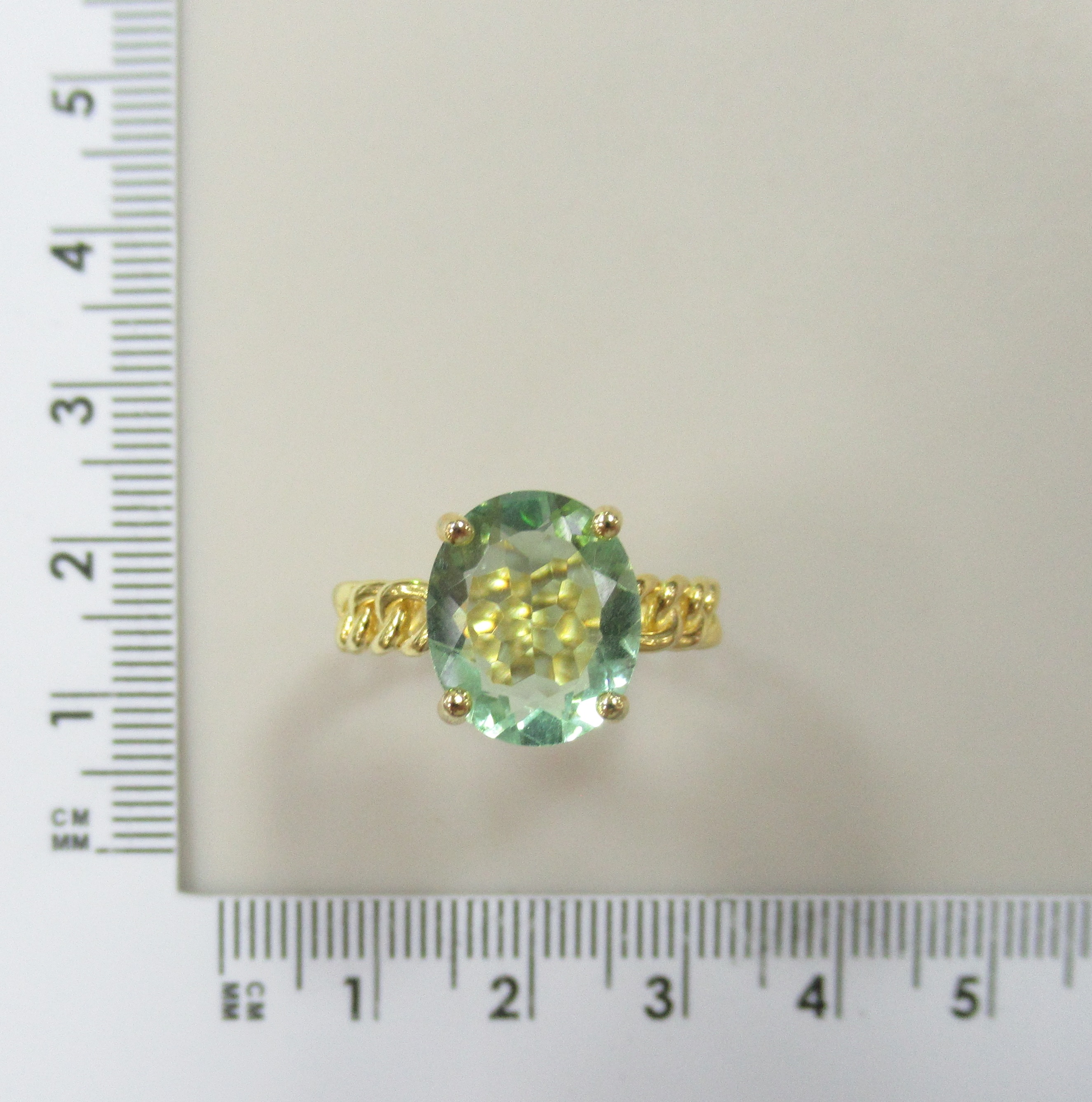 Серебряное кольцо с флюоритом